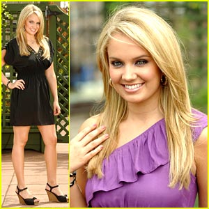 tiffany-thornton-believe-thanksgiving.jpg